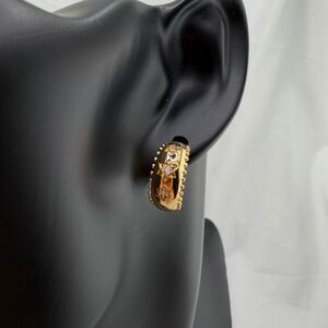 Cute Gold color and star diamond Hoop Earrings